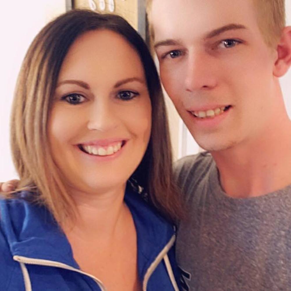 Meet your Posher, Holly